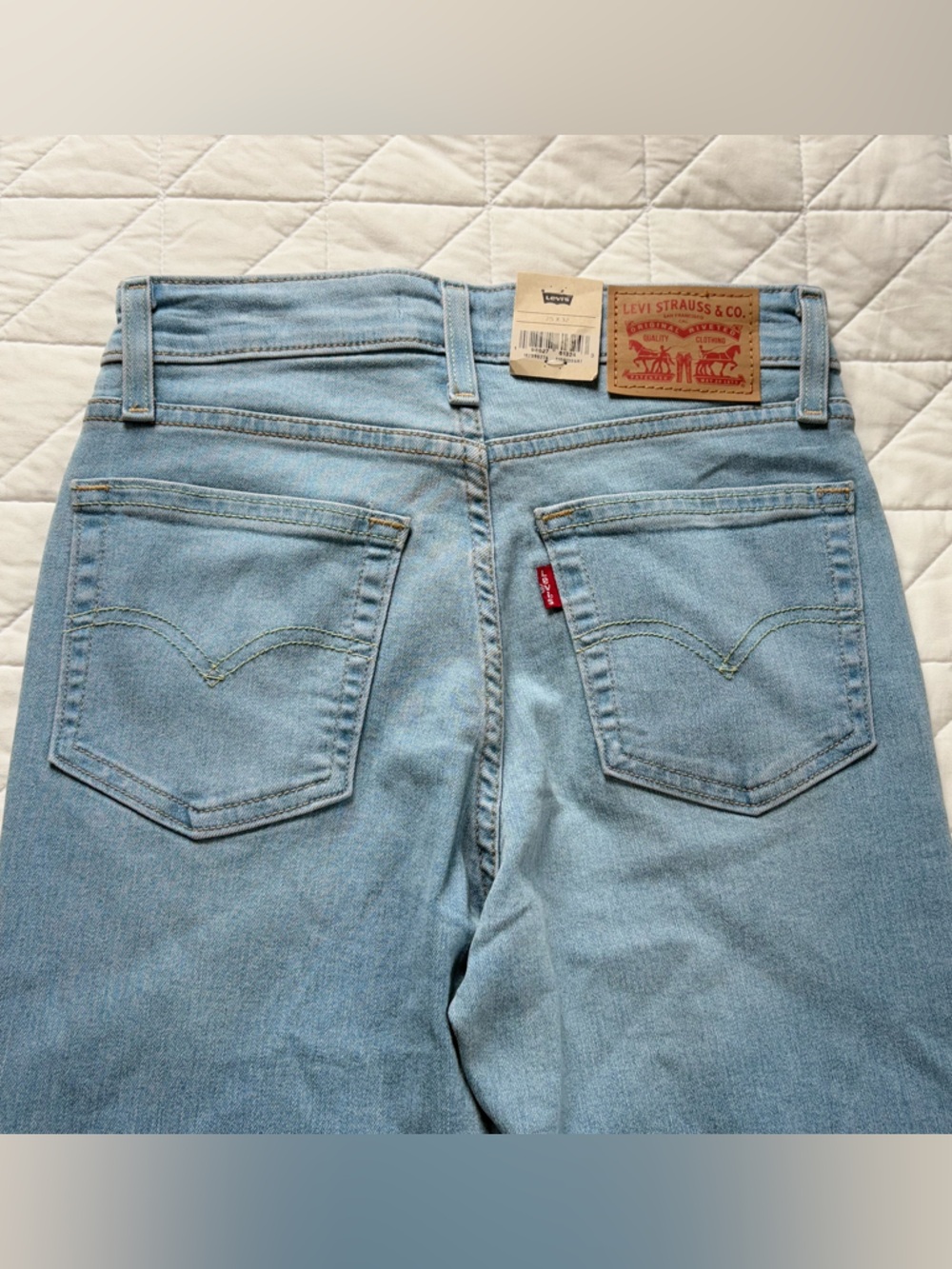 Levi's 725 High Rise Bootcut Jeans Rhinestone Side Stripe NWT 25x32 - Picture 7 of 8